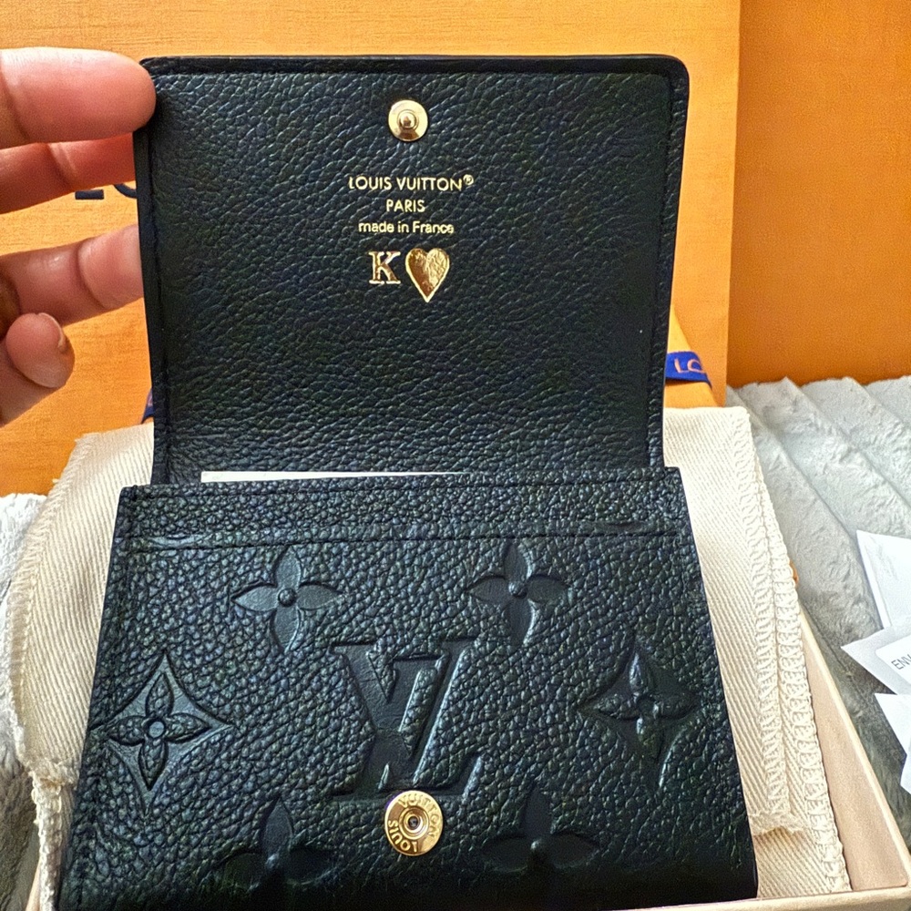 Authentic Louis Vuitton Envelope Card Holder Black Empreinte Leather - Picture 4 of 10